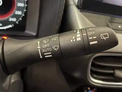 Photo 41 Nissan Juke  DIG-T 114