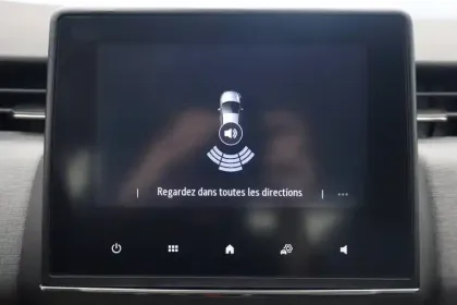 Photo 57 Renault Clio Gén. V (BJA) Ph2 Evolution 5