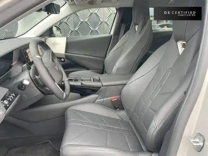 Photo 8 DS DS 8 N°8 245 ch FWD Long Range
