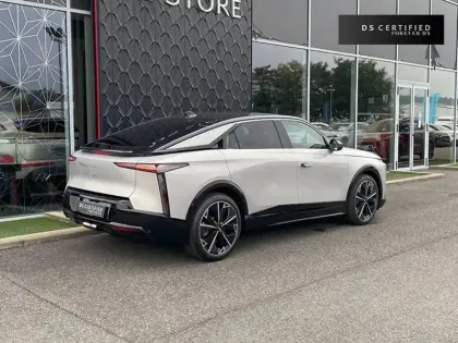 Photo 6 DS DS 8 N°8 245 ch FWD Long Range