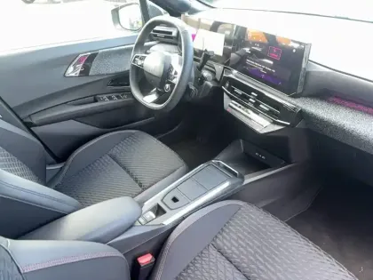 Photo 22 Renault Clio  E-Tech full hybrid 160 ch