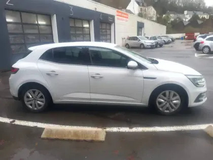 Photo 5 Renault Megane Mégane IV Berline Blue dCi 115