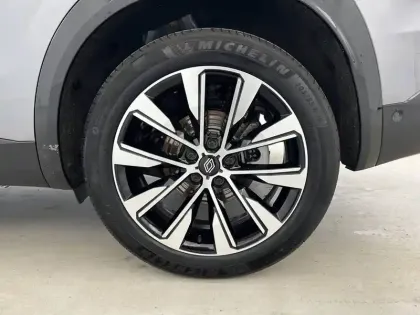 Photo 28 Renault Austral  E-Tech full hybrid 200 GSR2