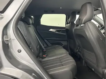 Photo 24 Renault Austral  E-Tech full hybrid 200 GSR2