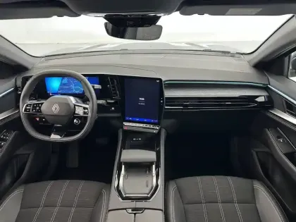 Photo 36 Renault Austral  E-Tech full hybrid 200 GSR2