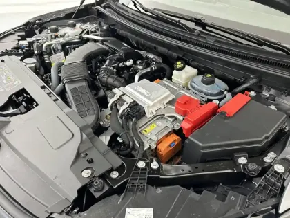 Photo 34 Renault Austral  E-Tech full hybrid 200 GSR2