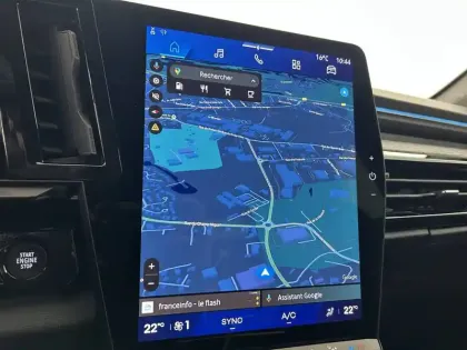 Photo 31 Renault Austral  E-Tech full hybrid 200 GSR2