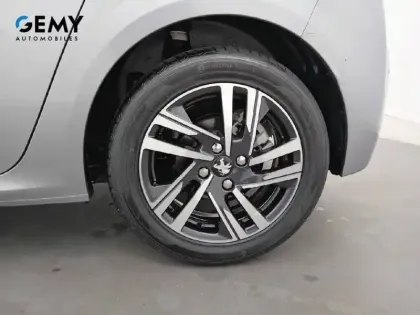 Photo 10 Peugeot 208  PureTech 100 S&S EAT8