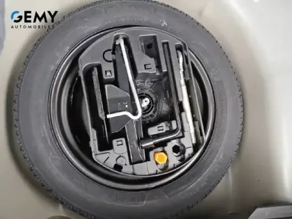 Photo 19 Peugeot 208  PureTech 100 S&S EAT8