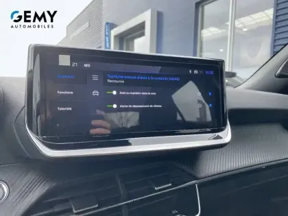 Photo 19 Peugeot 2008  Electrique 54 kWh 156 ch