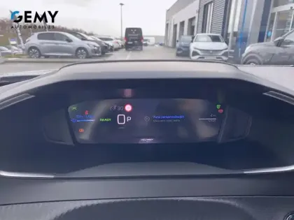 Photo 15 Peugeot 2008  Electrique 54 kWh 156 ch
