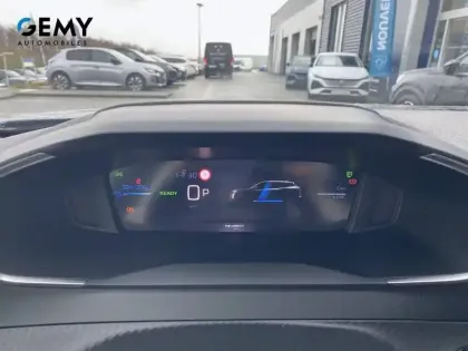 Photo 17 Peugeot 2008  Electrique 54 kWh 156 ch