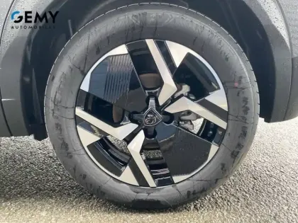 Photo 10 Peugeot 2008  Electrique 54 kWh 156 ch