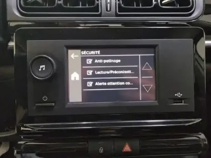 Photo 43 Citroën C3  BlueHDi 100 S&S BVM6