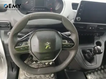 Photo 15 Peugeot Partner  FOURGON STANDARD 650 KG BLUEHDI 100 S&S BVM6