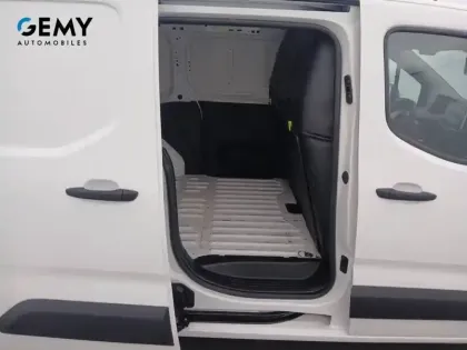 Photo 19 Peugeot Partner  FOURGON STANDARD 650 KG BLUEHDI 100 S&S BVM6