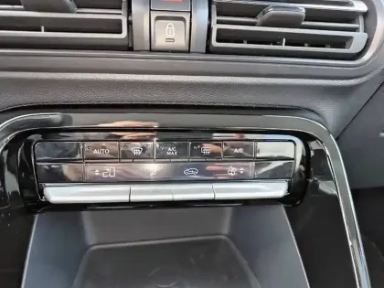 Photo 14 Citroën C3 Aircross  Hybride 145 e-DCS6