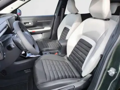 Photo 10 Citroën C3 Aircross  Hybride 145 e-DCS6