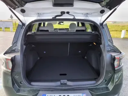 Photo 5 Citroën C3 Aircross  Hybride 145 e-DCS6