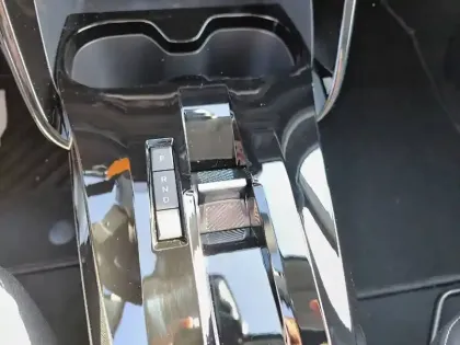 Photo 13 Citroën C3  Hybride 110 ch e-DCS6