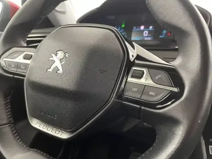 Photo 28 Peugeot 2008  Moteur électrique 136 ch