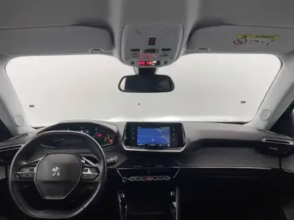 Photo 29 Peugeot 2008  Moteur électrique 136 ch