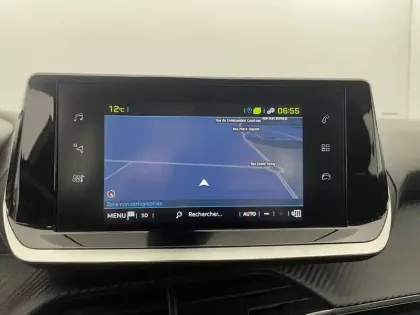 Photo 19 Peugeot 2008  Moteur électrique 136 ch