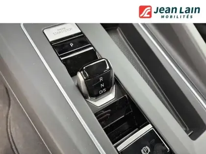 Photo 12 Volkswagen Golf  1.5 eHybrid 204 DSG6