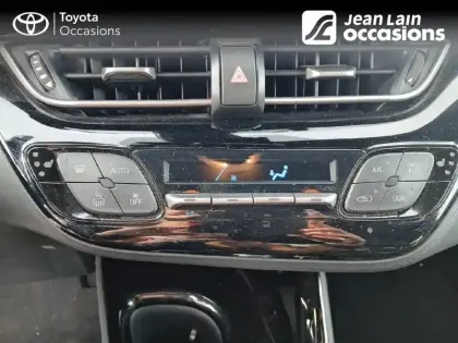 Photo 31 Toyota C-HR  Hybride 2.0L