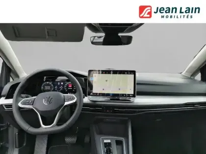 Photo 17 Volkswagen Golf  1.5 eHybrid 204 DSG6