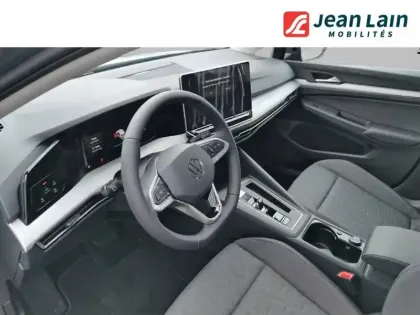 Photo 10 Volkswagen Golf  1.5 eHybrid 204 DSG6