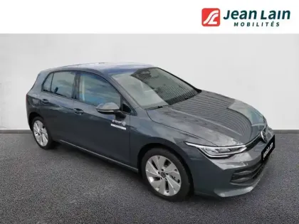 Photo 38 Volkswagen Golf  1.5 eHybrid 204 DSG6