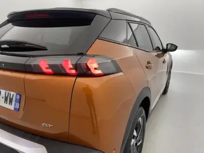 Photo 30 Peugeot 2008  PureTech 130 S&S EAT8