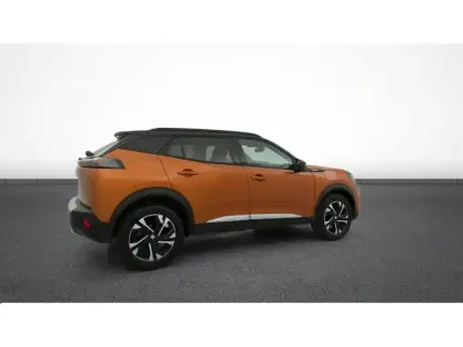 Photo 8 Peugeot 2008  PureTech 130 S&S EAT8