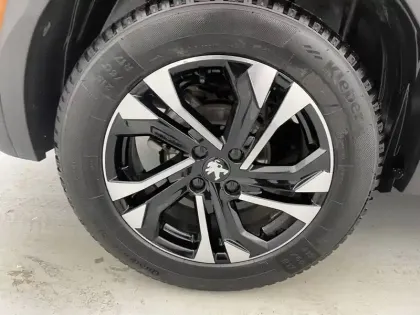 Photo 18 Peugeot 2008  PureTech 130 S&S EAT8