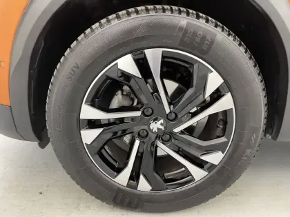 Photo 16 Peugeot 2008  PureTech 130 S&S EAT8