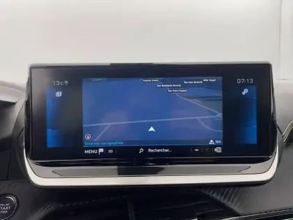 Photo 19 Peugeot 2008  PureTech 130 S&S EAT8