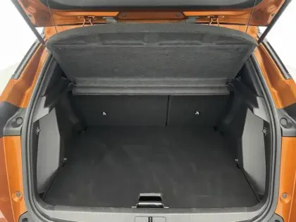 Photo 12 Peugeot 2008  PureTech 130 S&S EAT8