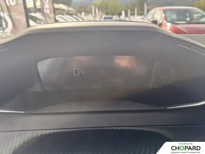 Photo 19 Peugeot 2008  Hybrid 145 e-DCS6