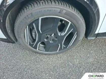 Photo 11 Peugeot 3008  Electrique 325 ch 4x4 73 kWh