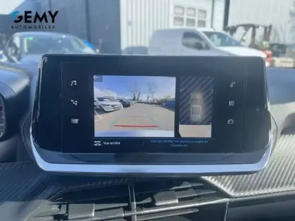 Photo 11 Peugeot 2008  PureTech 100 S&S BVM6