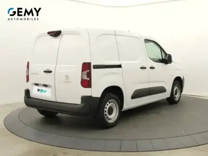 Photo 17 Peugeot Partner  FOURGON STANDARD 650 KG BLUEHDI 100 S&S BVM6