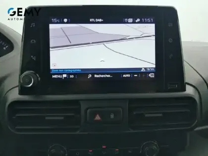 Photo 13 Peugeot Partner  FOURGON STANDARD 650 KG BLUEHDI 100 S&S BVM6