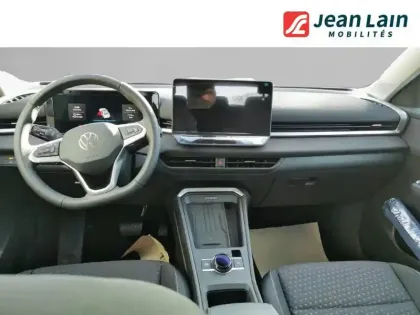 Photo 17 Volkswagen T-roc  1.5 eTSI EVO2 Hybrid 116 ch DSG7