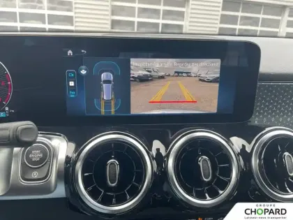 Photo 14 Mercedes GLB  200 d 8G-DCT