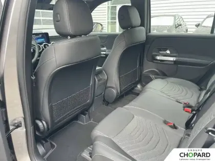 Photo 18 Mercedes GLB  200 d 8G-DCT