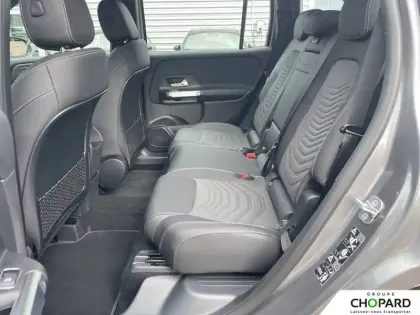 Photo 17 Mercedes GLB  200 d 8G-DCT