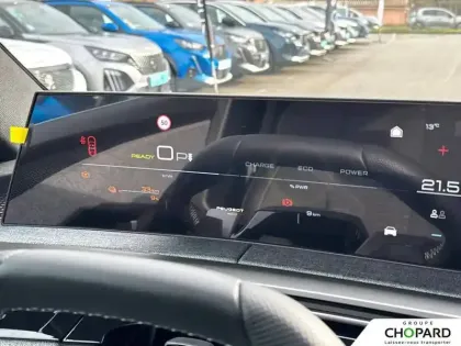 Photo 16 Peugeot 3008  Electrique 210 ch 73 kWh