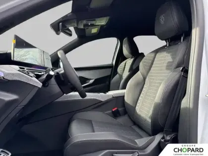 Photo 10 Peugeot 3008  Electrique 210 ch 73 kWh