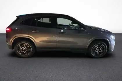 Photo 32 Mercedes GLA  250 e Hybrid EQ 8G-DCT